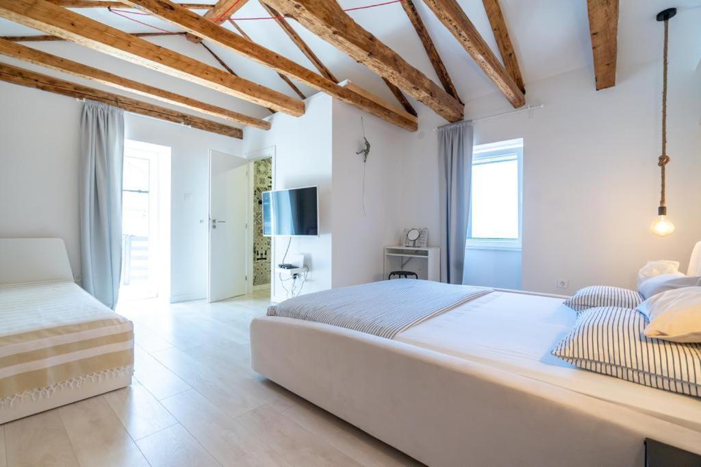 Vila House Franulich Stara Baška Exteriér fotografie